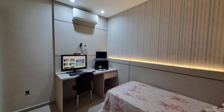 WhatsApp Image 2024-10-07 at 19.38.13 (2)