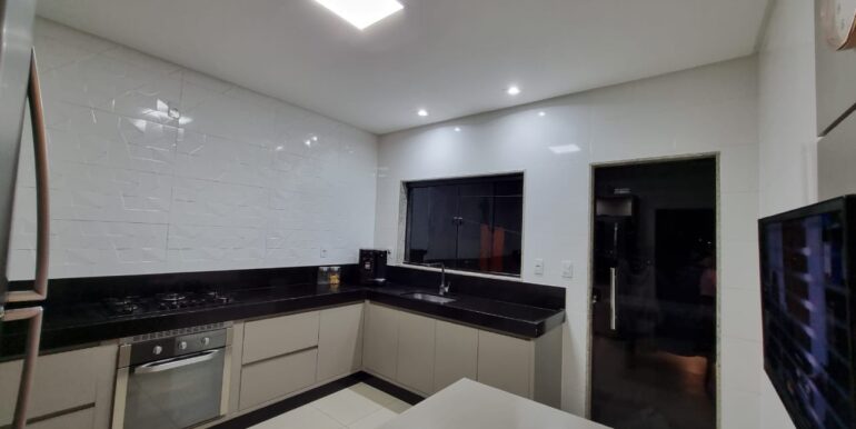 WhatsApp Image 2024-10-07 at 19.38.48 (1)