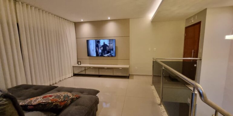 WhatsApp Image 2024-10-07 at 19.38.49 (1)