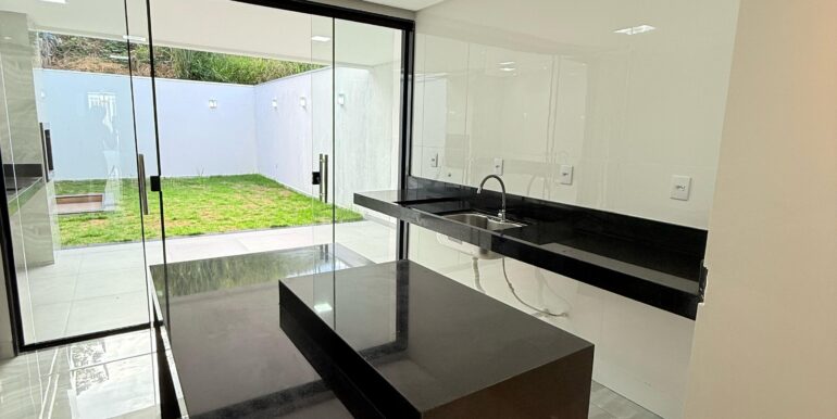 WhatsApp Image 2025-05-16 at 10.21.53 (3)