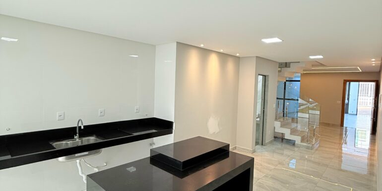 WhatsApp Image 2025-05-16 at 10.21.53