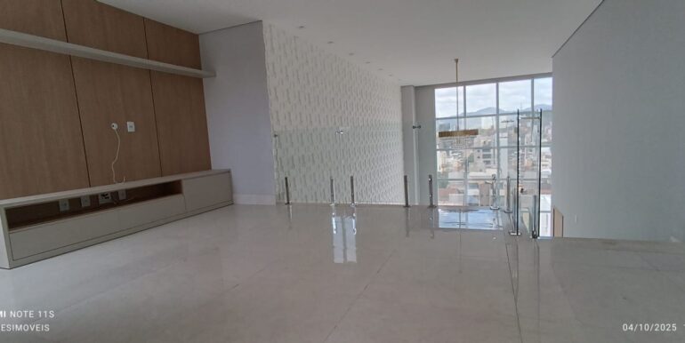 WhatsApp Image 2025-10-06 at 10.00.22 (3)